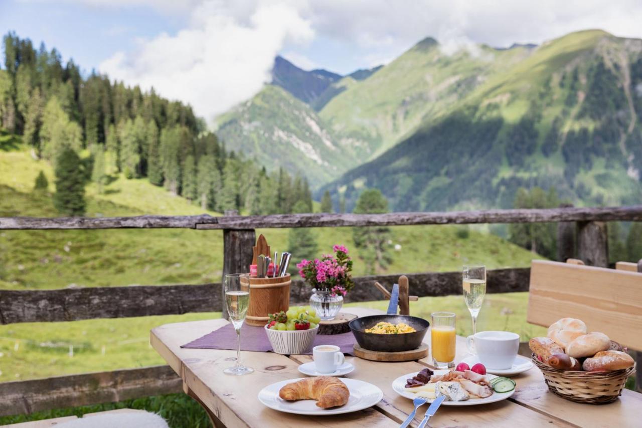 Berggasthaus Hoellensteinhuette Hotell Tux Exteriör bild